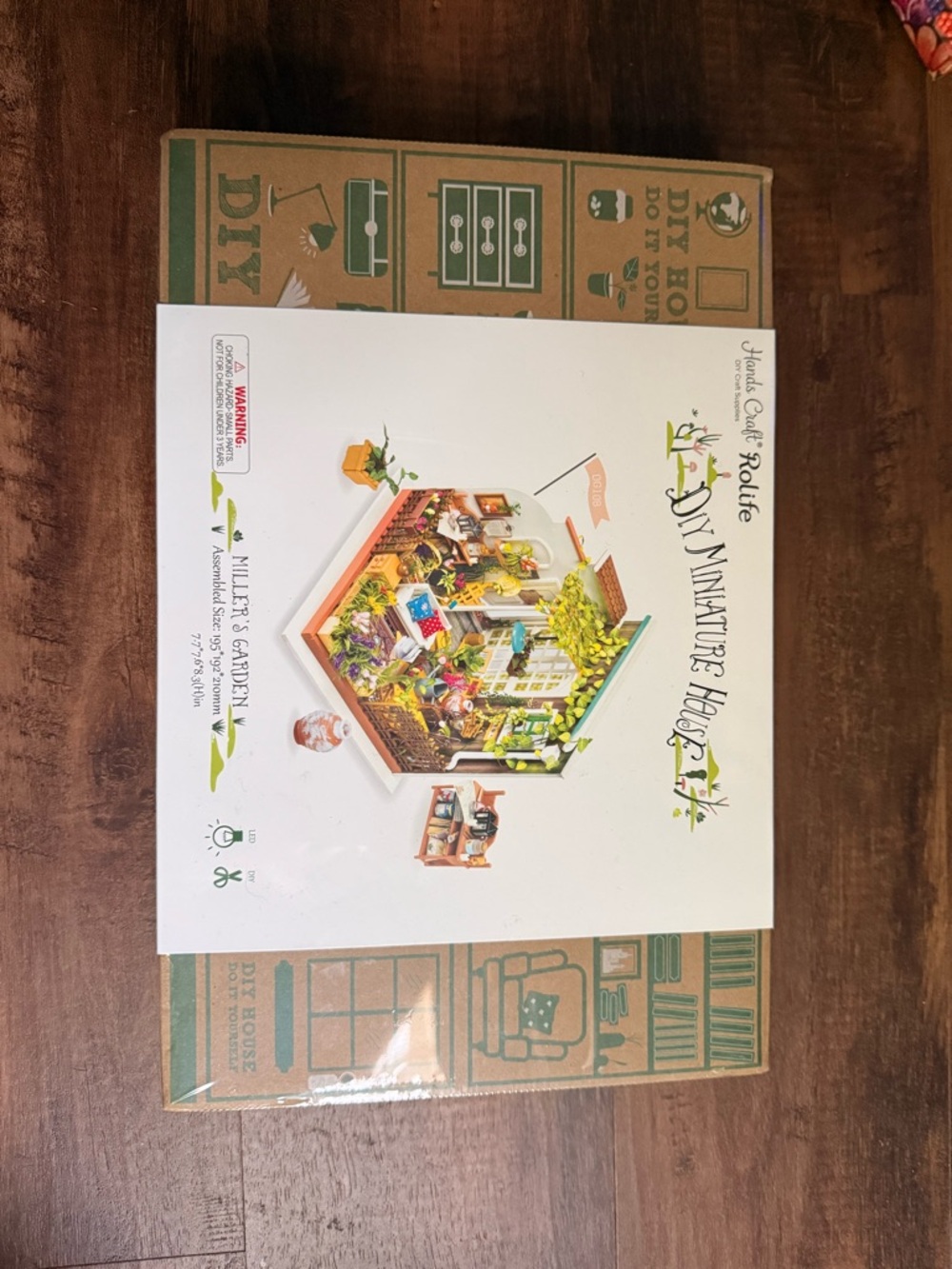 DIY Miniature House Kit - Miller's Garden - White Box with Green Accents